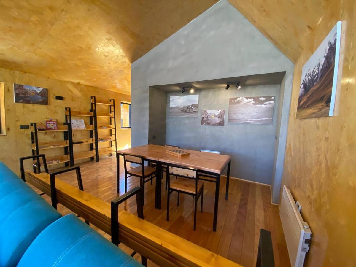 Peak Lodge Jyrgalan Luaran gambar